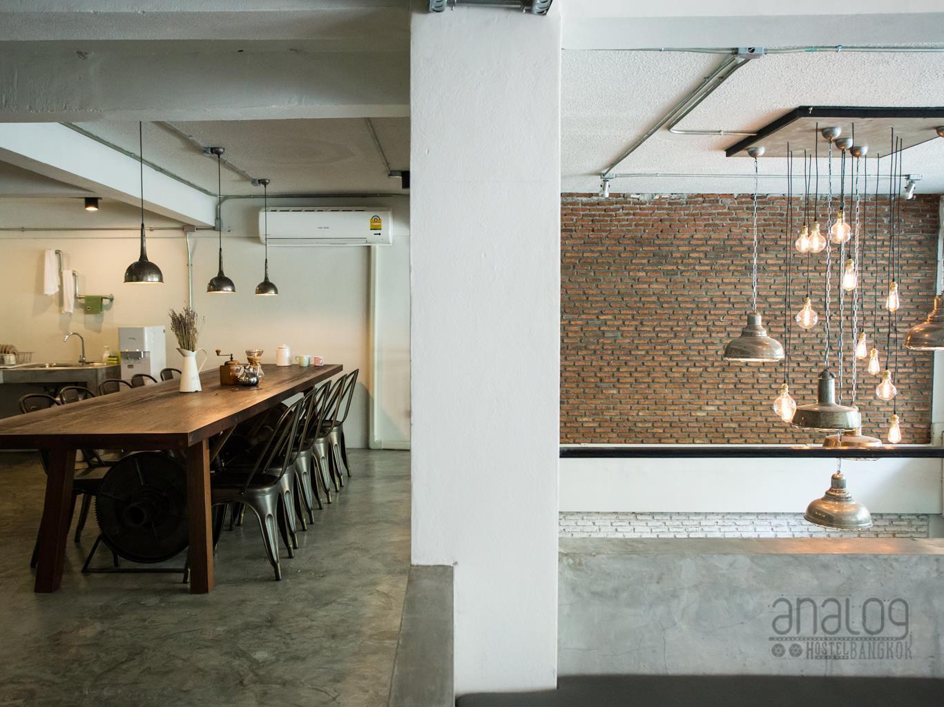 Analog Hostel Bangkok Ngoại thất bức ảnh