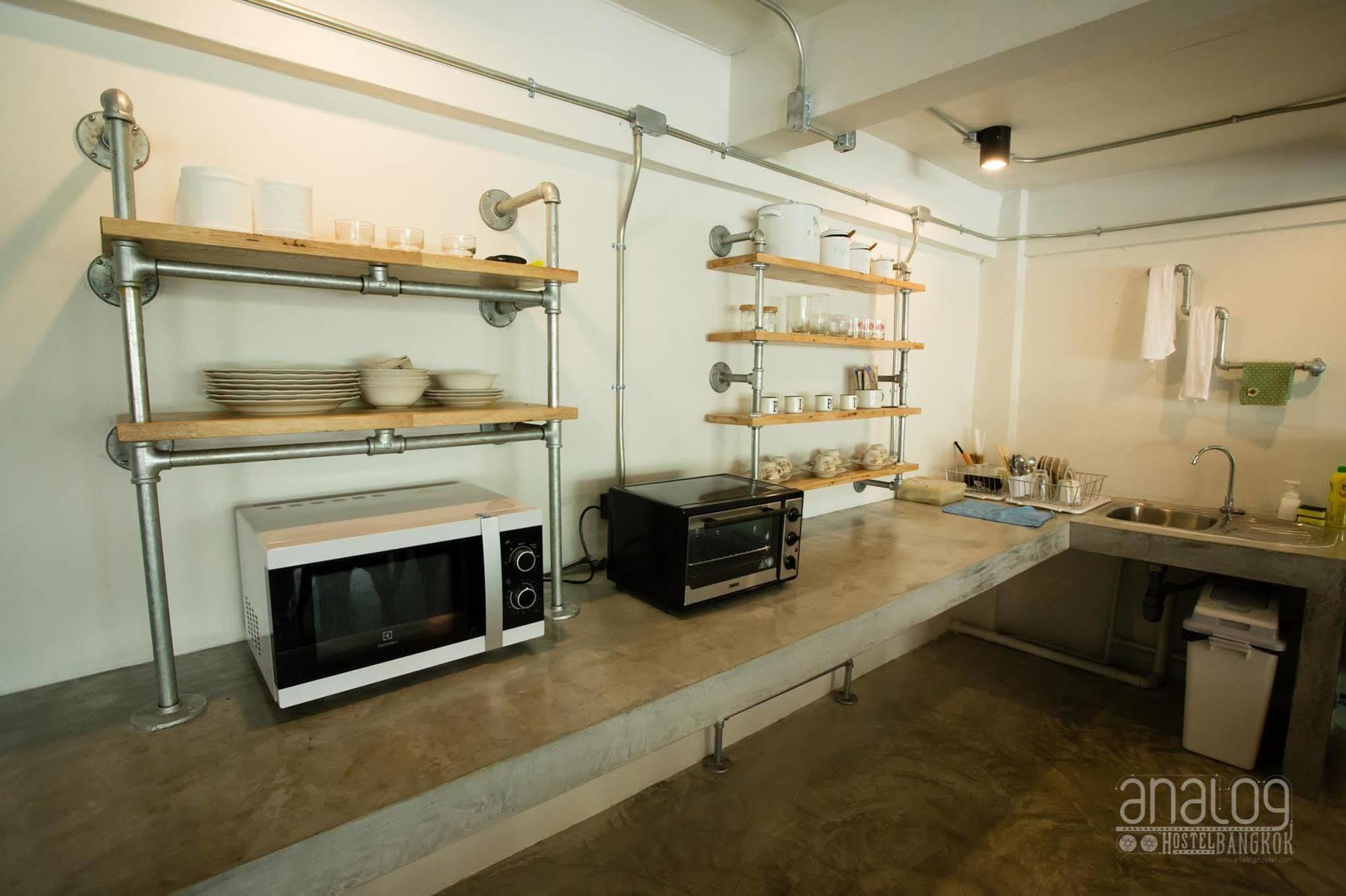 Analog Hostel Bangkok Ngoại thất bức ảnh