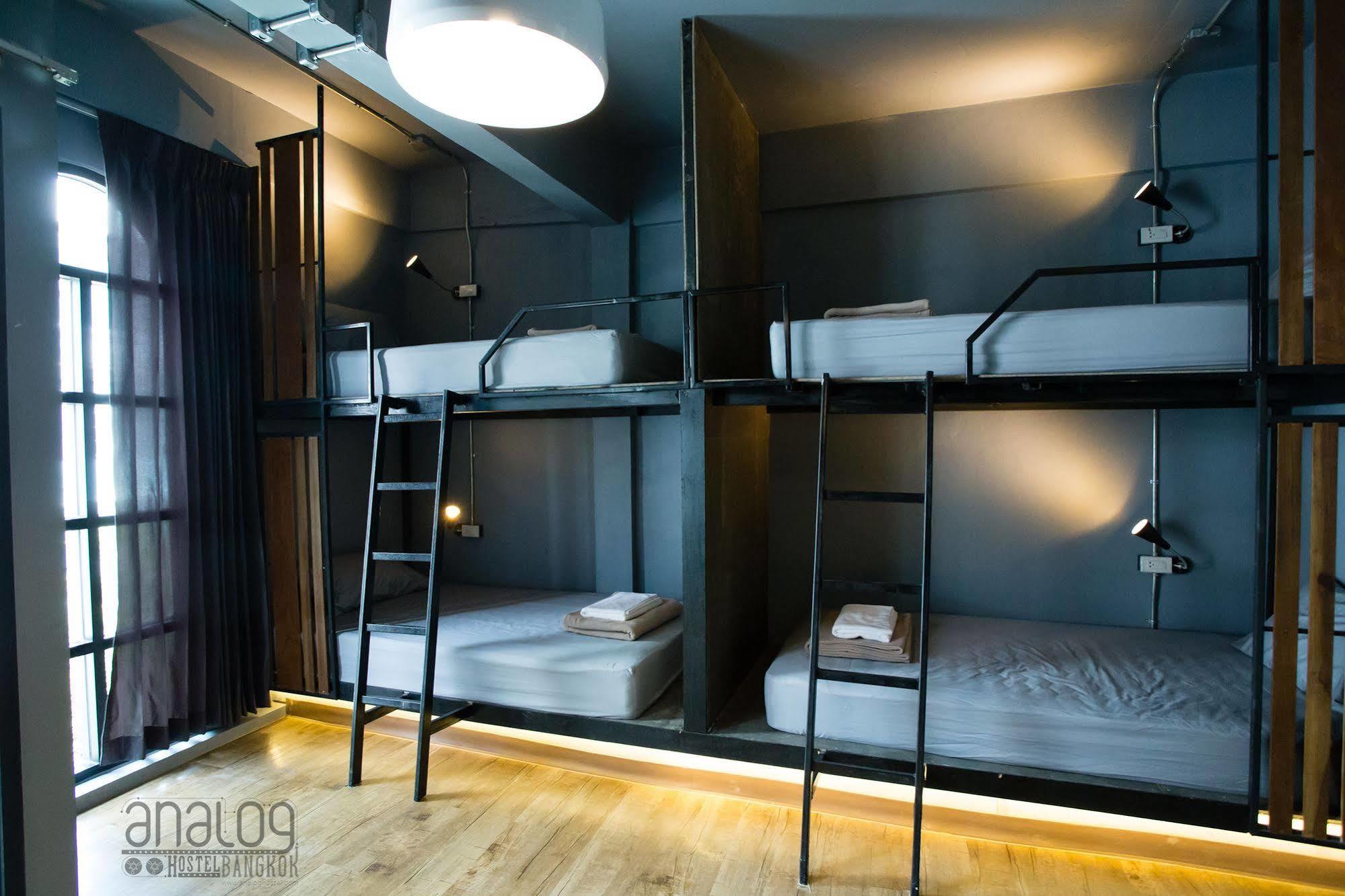 Analog Hostel Bangkok Ngoại thất bức ảnh