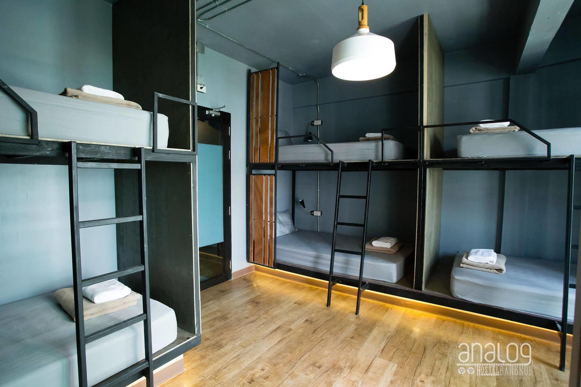 Analog Hostel Bangkok Ngoại thất bức ảnh