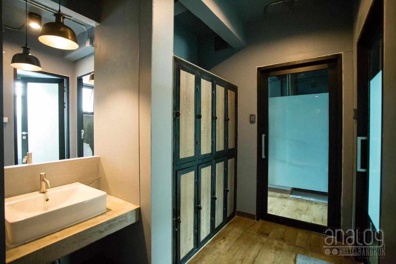 Analog Hostel Bangkok Ngoại thất bức ảnh